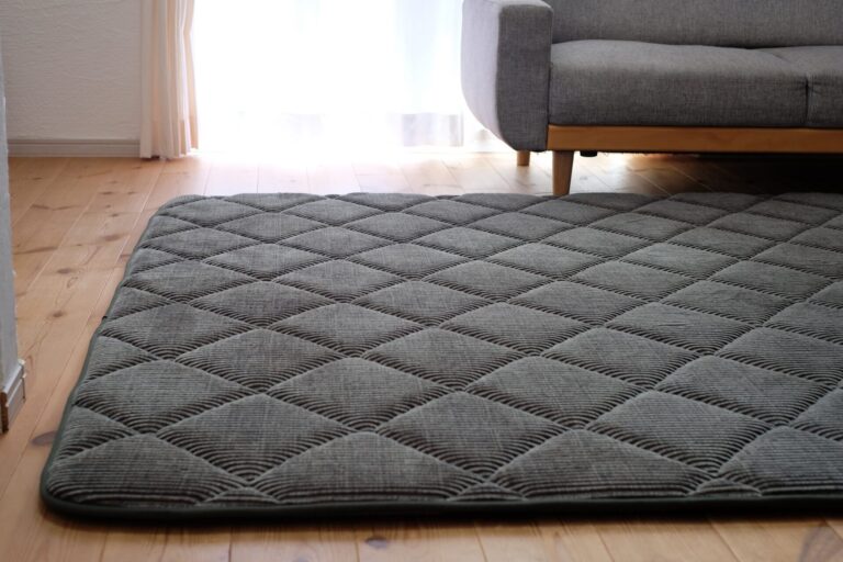 ラグの処分方法8選！処分の手順や売却のコツ・注意点まで徹底解説