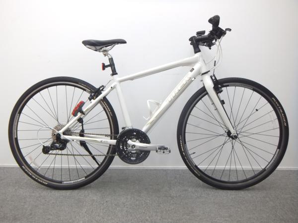 名古屋市千種区 TREKトレック 7.4FX 17.5 クロスバイク ホワイトの買取 