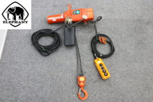 通電確認済み■ELEPHANT CHAIN BLOCK 象印チェンブロック■電動式チェーンブロック■aSV-049■ 単相100V 荷重490kg 20000