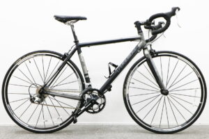 TREK トレック■ロードバイク■1.2■2012モデルtiagra 2×8■ブラック■アルミフレーム 17000
