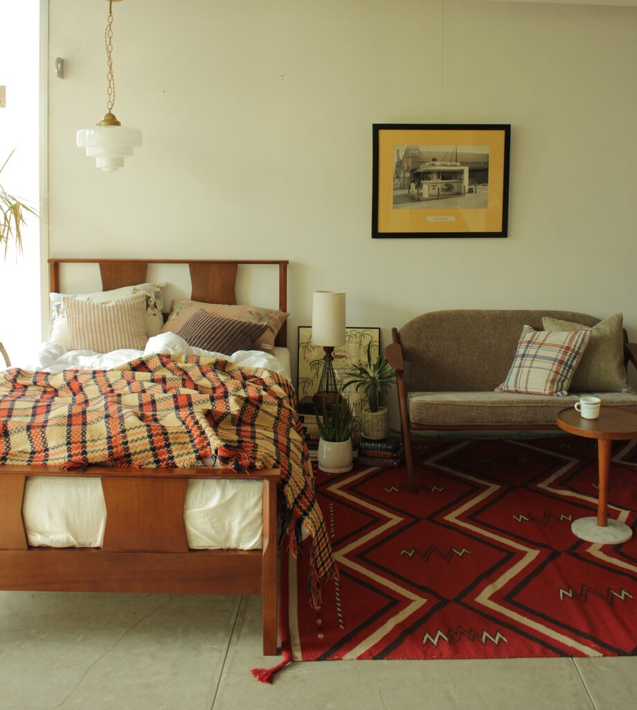 ACME Furniture10