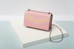 買取依頼に出した品物が偽物だった場合にはどうなる？罪に問われる可能性は？