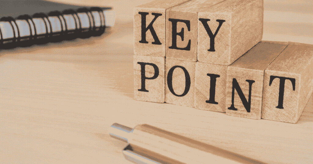 木製ブロックで並んだKEY POINTの文字