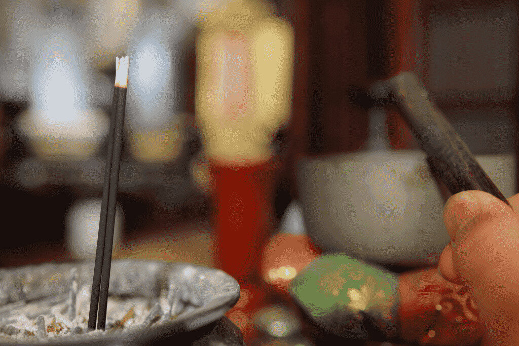 incense-closeup-offering